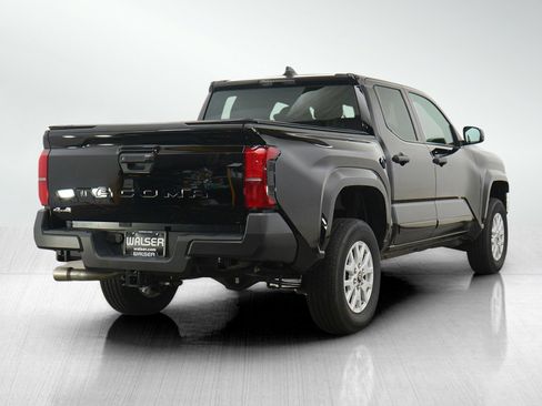 Used 2024 Toyota Tacoma SR AWD/4WD image 5