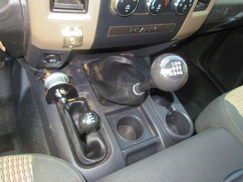 Used 2012 RAM 3500 ST w/ Chrome Appearance Group AWD/4WD image 9