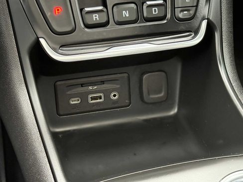 Used 2021 GMC Terrain SLE w/ Driver Convenience Package AWD/4WD image 28