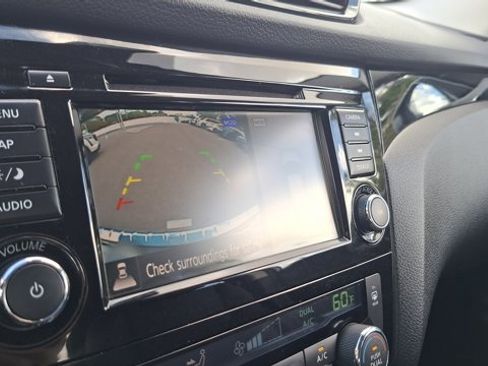 Certified 2022 Nissan Rogue Sport SL image 13