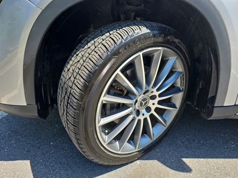 Used 2018 Mercedes-Benz GLA 250 image 35