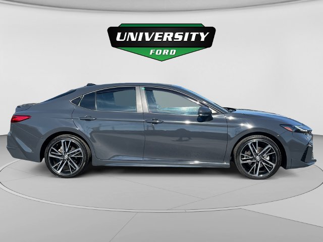 Used 2025 Toyota Camry XSE w/ Premium Plus Package AWD/4WD image 2