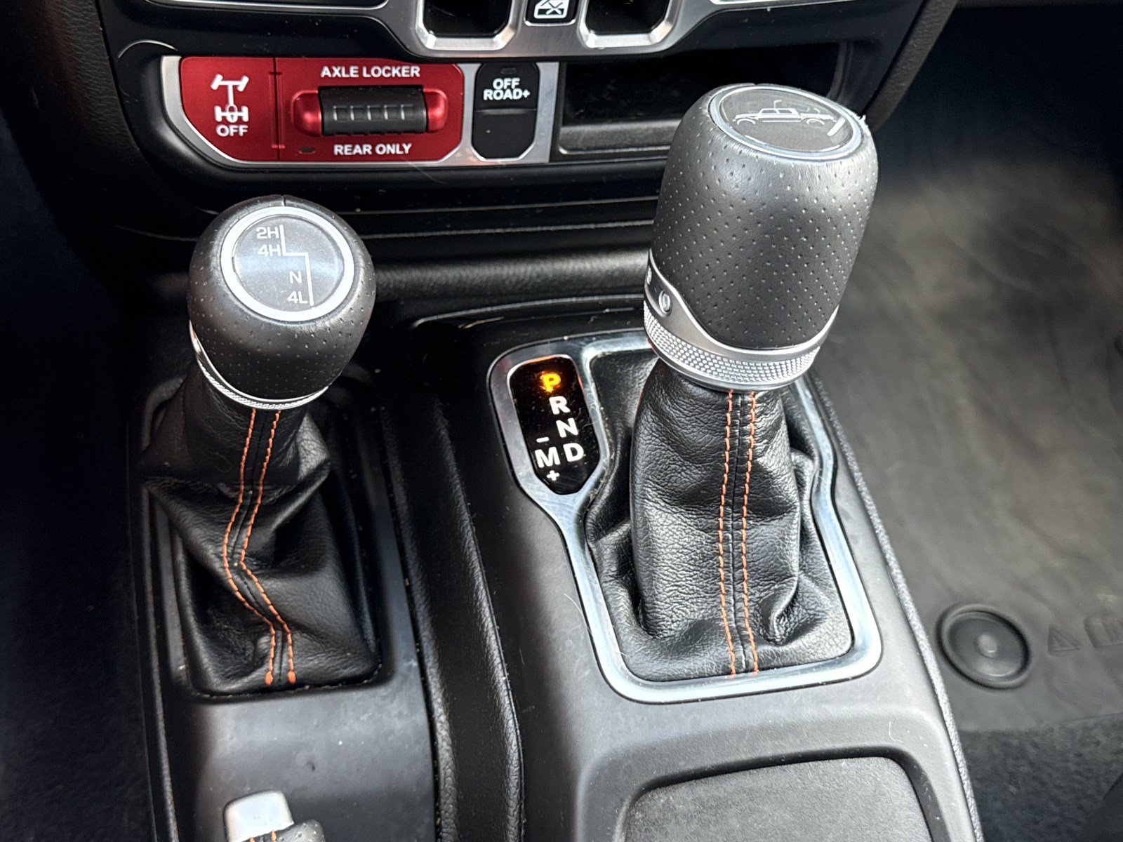 Used 2023 Jeep Gladiator Mojave w/ Cold Weather Group AWD/4WD image 29