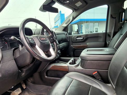 Used 2021 GMC Sierra 2500 SLT w/ SLT Preferred Package image 13