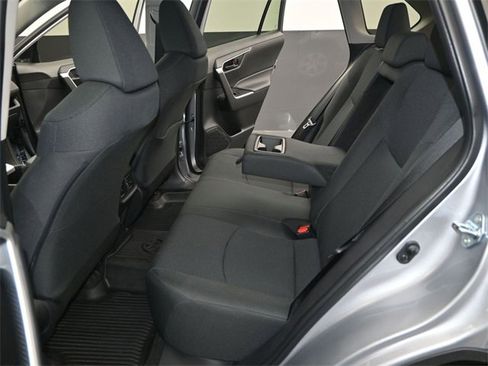 Used 2023 Toyota RAV4 LE image 12