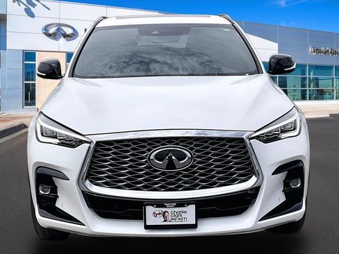 Used 2025 INFINITI QX55 Essential AWD/4WD image 3