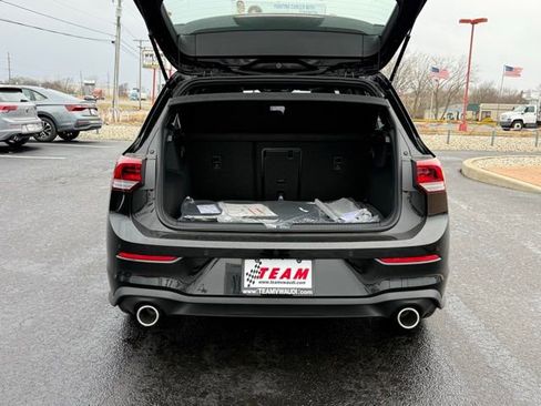 New 2026 Volkswagen GTI SE image 3