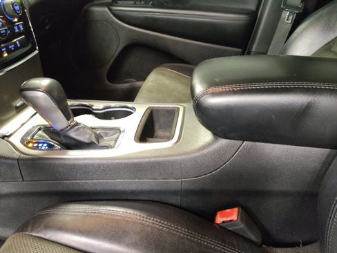 Used 2019 Jeep Grand Cherokee Altitude RWD image 26