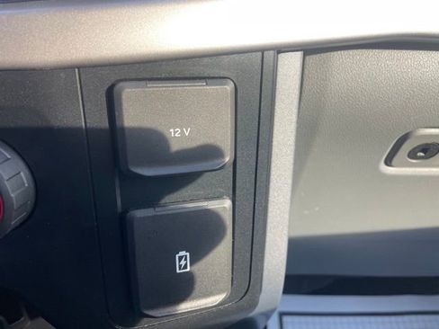 Used 2023 Ford F150 XLT image 24