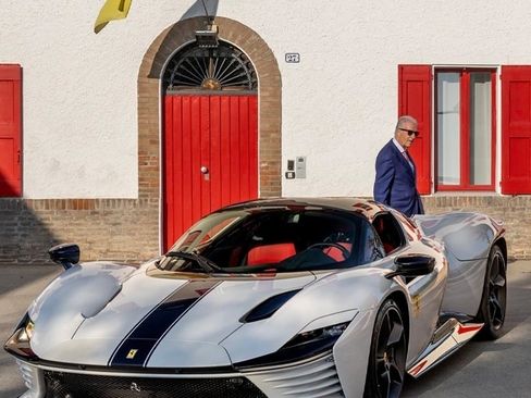 Used 2024 Ferrari 296 GTB image 40