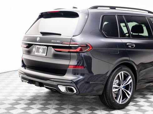 Certified 2025 BMW X7 xDrive40i w/ Executive Package image 35