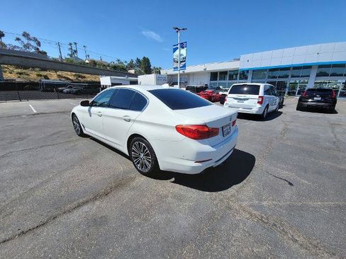 Used 2019 BMW 540i w/ Convenience Package RWD image 6