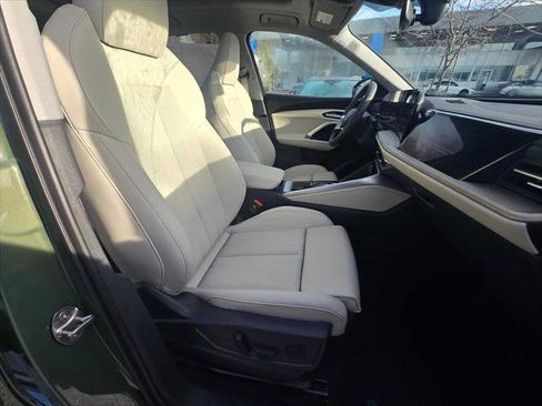 New 2025 Audi Q5 Prestige image 11