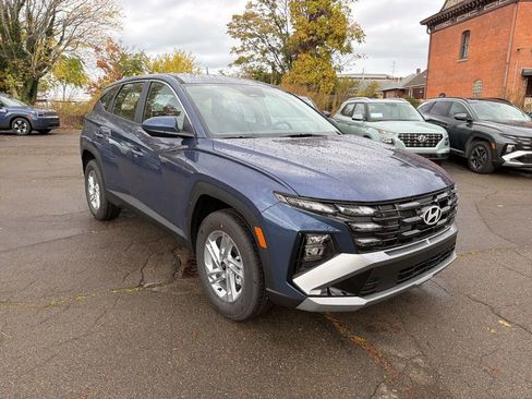 New 2026 Hyundai Tucson SE image 1