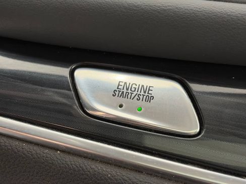 Used 2021 Buick Enclave Premium w/ Sun and Sites Package FWD image 23