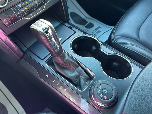 Used 2017 Ford Explorer XLT w/ Equipment Group 202A image 35