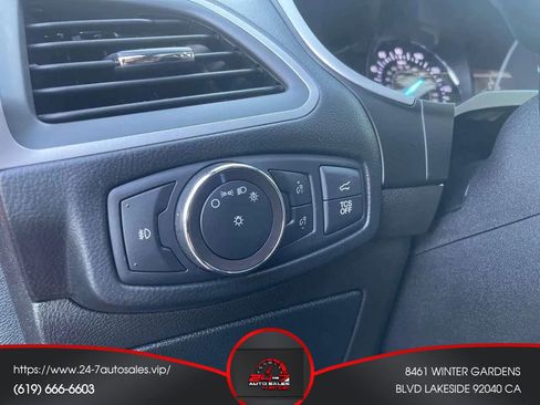 Used 2019 Ford Edge SEL w/ Equipment Group 201A image 20