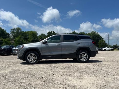 Used 2024 GMC Terrain SLE w/ Driver Convenience Package AWD/4WD image 18