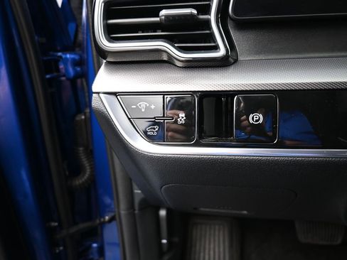 Certified 2023 Kia Sportage SX image 38