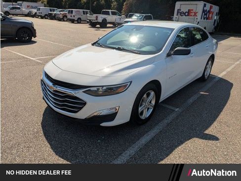 Used 2023 Chevrolet Malibu LS FWD image 1