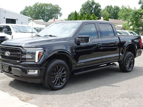 Used 2024 Ford F150 Lariat AWD/4WD image 2