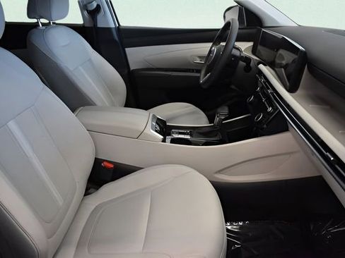 Used 2025 Hyundai Tucson SEL AWD/4WD image 19