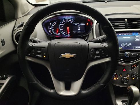 Used 2018 Chevrolet Sonic Premier image 22