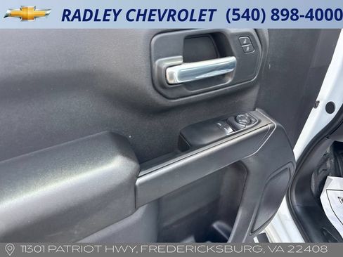 Certified 2025 Chevrolet Silverado 1500 W/T RWD image 5