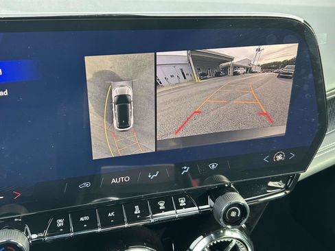 New 2026 Chevrolet Blazer EV LT image 24