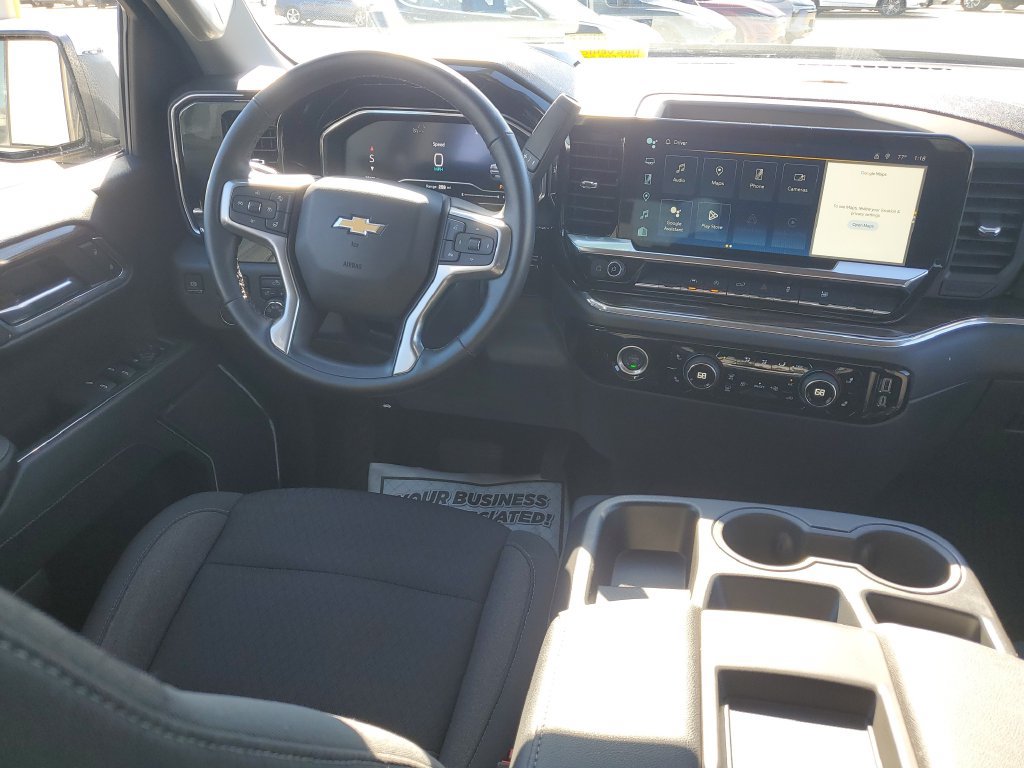 Used 2024 Chevrolet Silverado 1500 LT AWD/4WD image 30