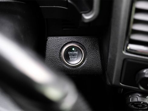 Used 2019 Ford F150 Raptor w/ Equipment Group 802A Luxury image 17