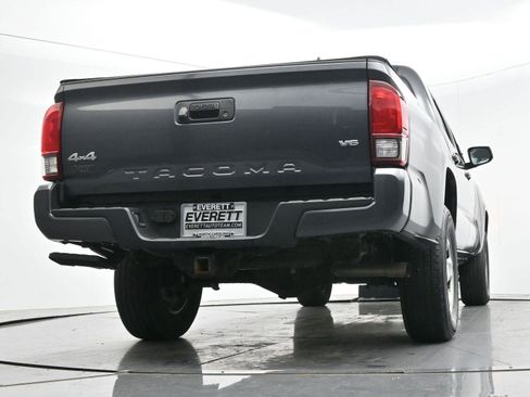 Used 2023 Toyota Tacoma SR AWD/4WD image 46