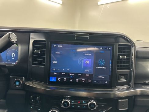 New 2026 Ford F250 Lariat w/ Black Appearance Package image 39