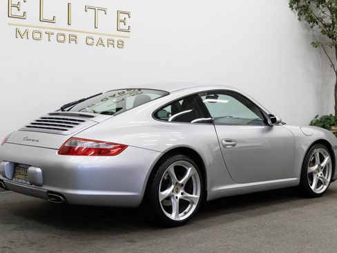 Used 2005 Porsche 911 Carrera RWD image 11