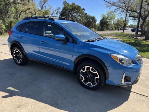Used 2017 Subaru Crosstrek 2.0i Limited image 16
