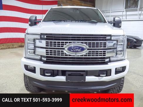 Used 2019 Ford F250 Platinum w/ Platinum Ultimate Package image 16