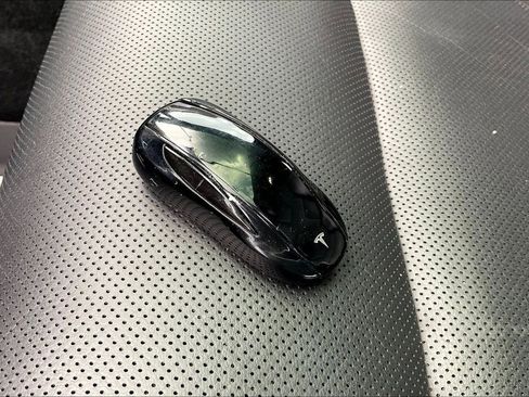 Used 2022 Tesla Model X Plaid AWD/4WD image 35