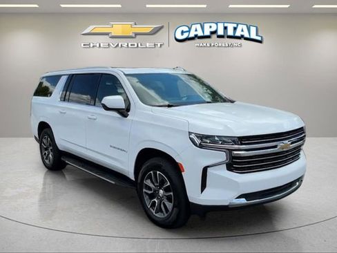 Used 2021 Chevrolet Suburban LT AWD/4WD image 7