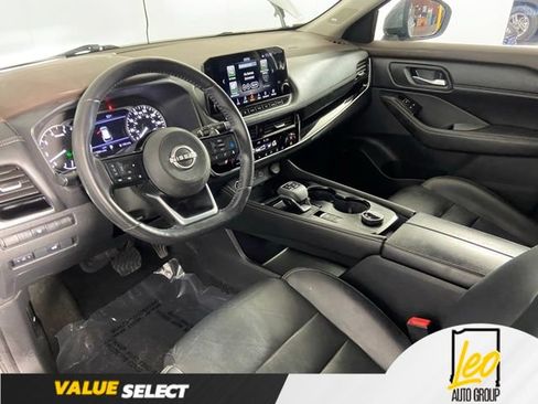 Used 2022 Nissan Rogue SL w/ SL Premium Package AWD/4WD image 2