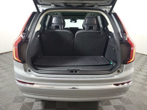 Certified 2025 Volvo XC90 T8 Plus w/ Protection Package Premier AWD/4WD image 7
