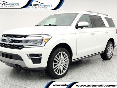 Used 2023 Ford Expedition Limited