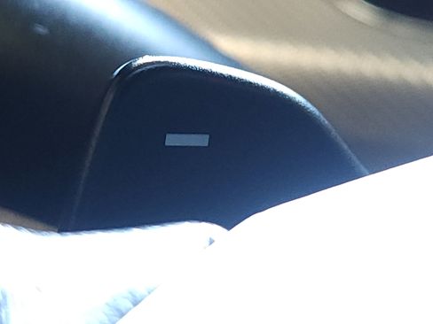 Used 2017 Ford Taurus SHO w/ Driver Assist Package image 18