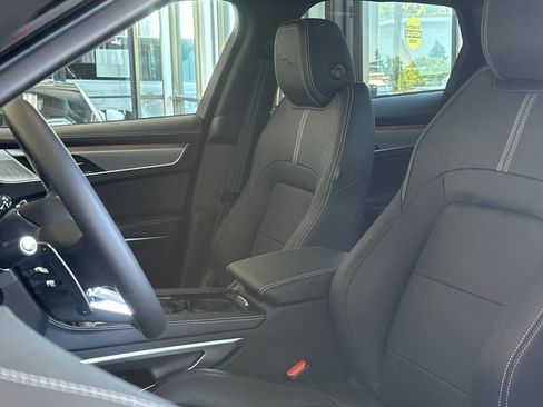 New 2026 Jaguar F-PACE R-Dynamic S AWD/4WD image 6
