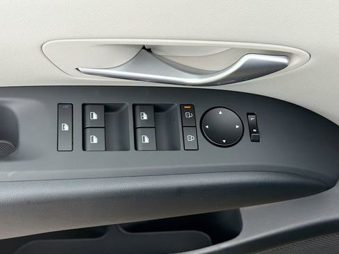 New 2026 Hyundai Tucson SE FWD image 17