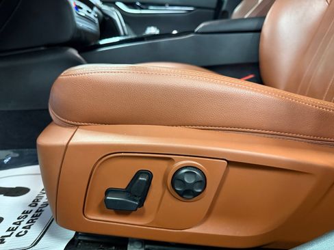 Used 2019 Maserati Ghibli RWD image 37