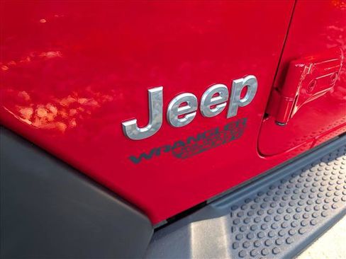 Used 2019 Jeep Wrangler Unlimited Sport S AWD/4WD image 10