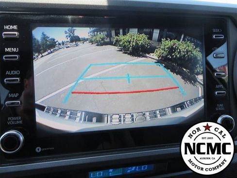 Used 2021 Toyota Tacoma TRD Sport image 41