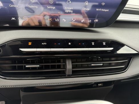 New 2026 Buick Enclave Sport Touring image 19