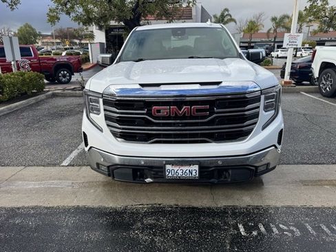 Used 2022 GMC Sierra 1500 SLT w/ SLT Premium Package image 2