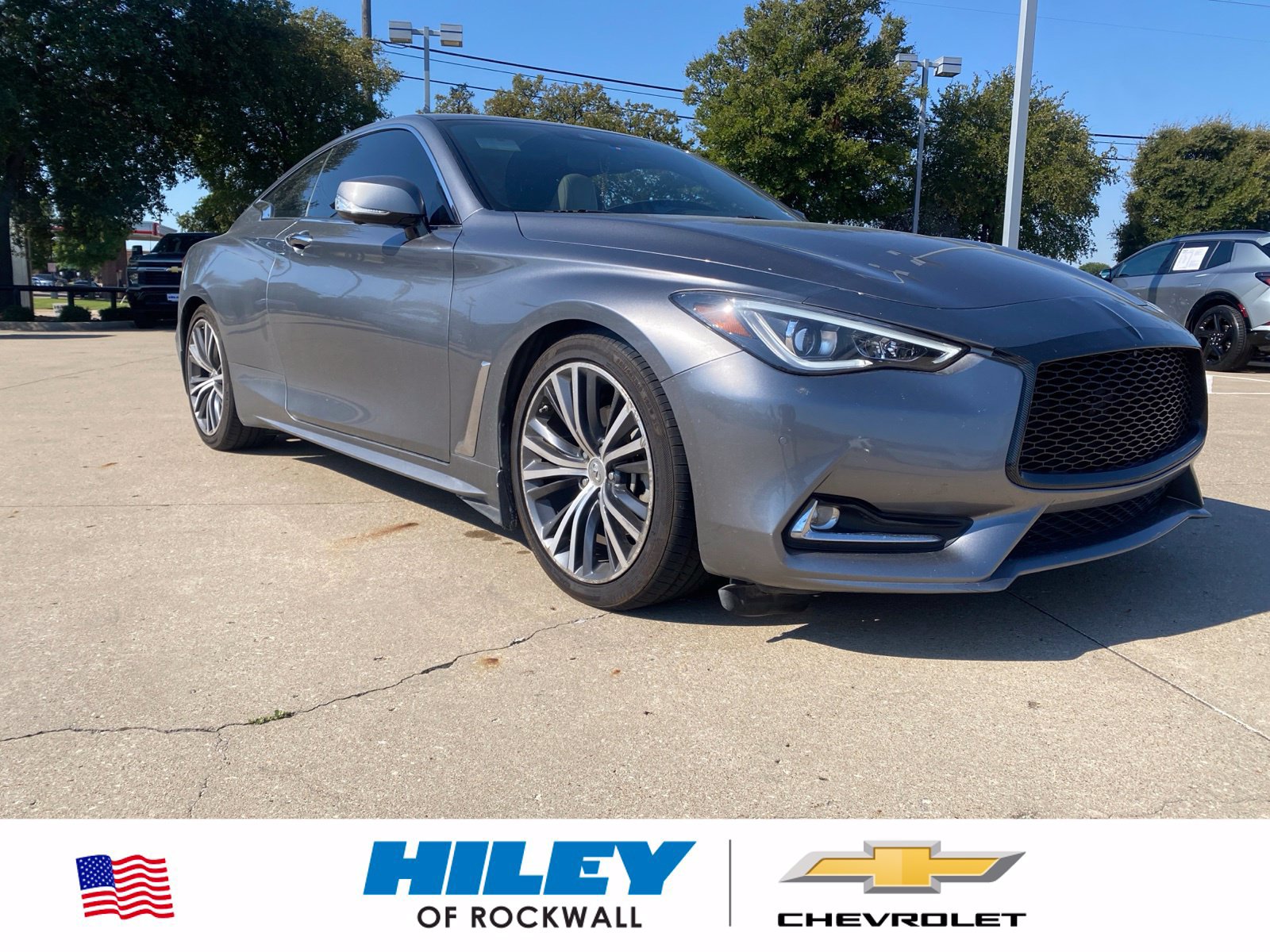 Used 2019 INFINITI Q60 3.0t Luxe w/ Essential Package RWD image 1